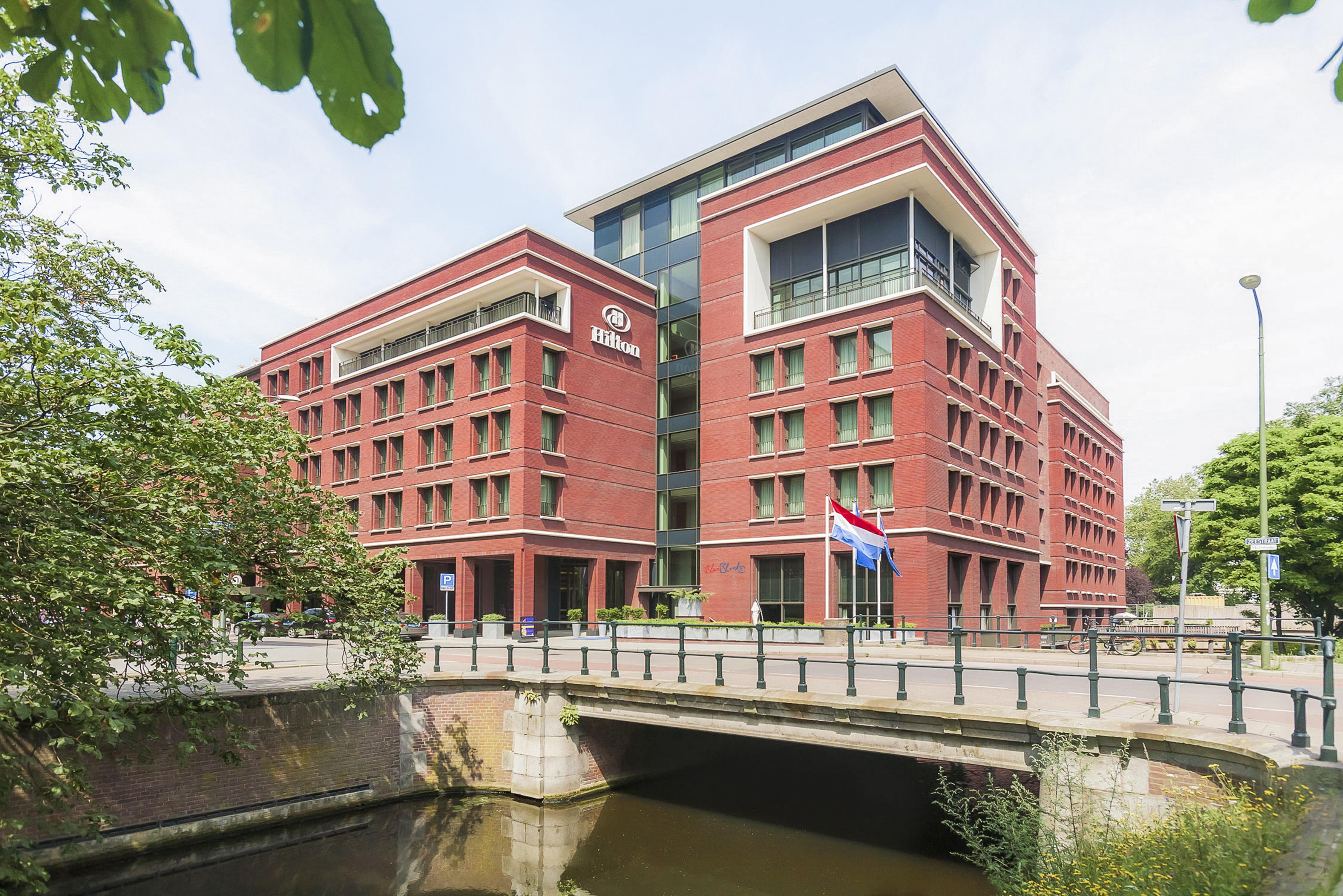 ฮิลตัน เดอะ เฮก Hotel กรุงเฮก ภายนอก รูปภาพ The University of Wageningen