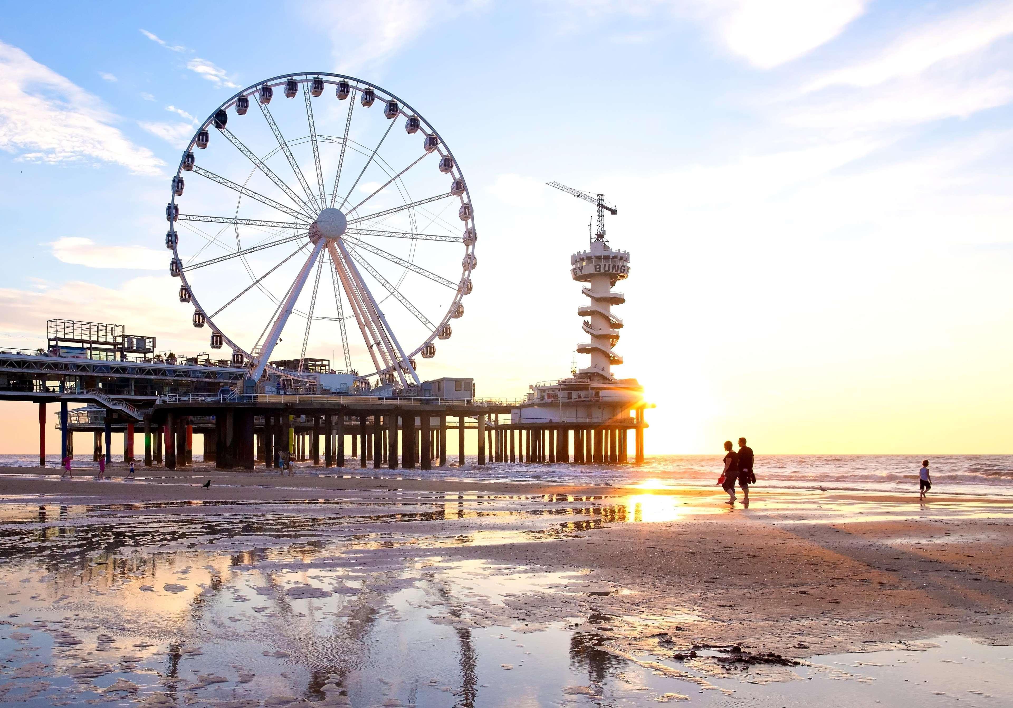 ฮิลตัน เดอะ เฮก Hotel กรุงเฮก ภายนอก รูปภาพ The Blackpool Pleasure Beach